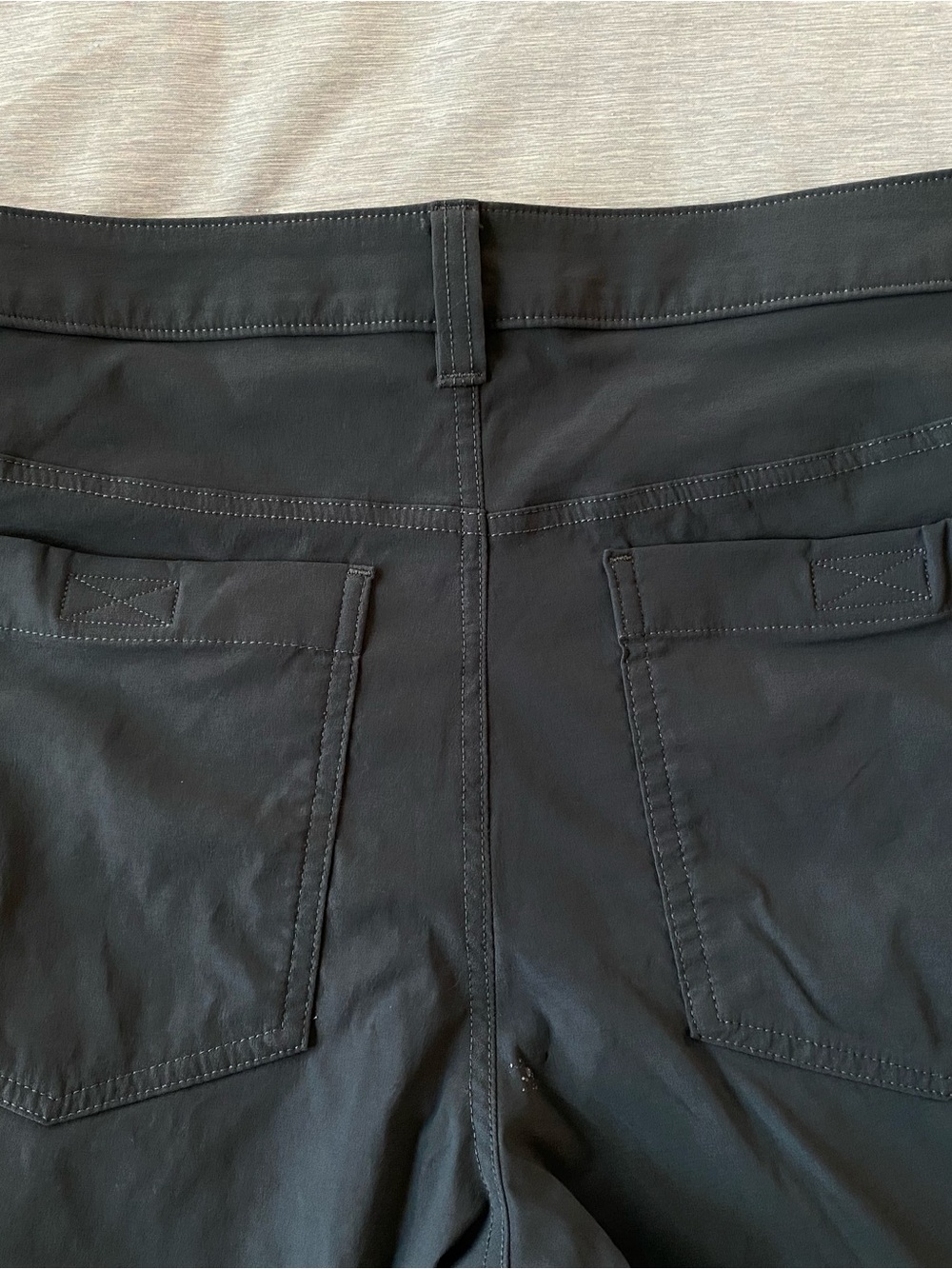 Eddie Bauer Men's Cargo Pants Size 33 X 30 Color Dark Gray - Picture 6 of 9